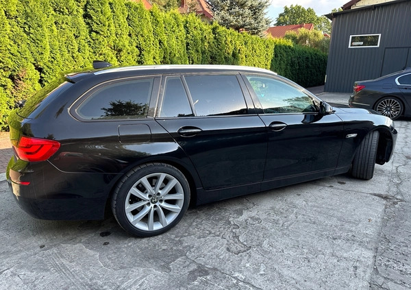 BMW Seria 5 cena 57000 przebieg: 225000, rok produkcji 2013 z Warszawa małe 326